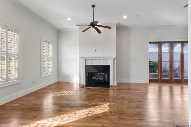 3291 St Ann Dr, Zachary, LA 70791