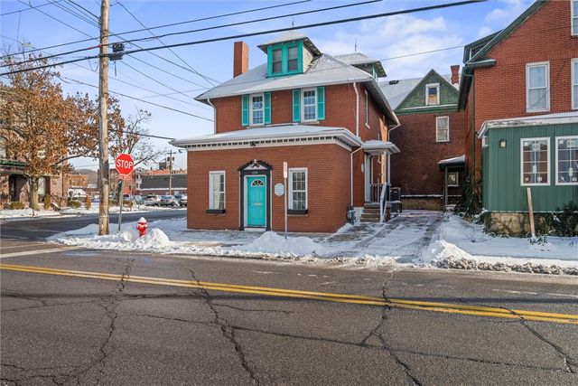 129 N Washington Street, City Of But Nw, PA 16001