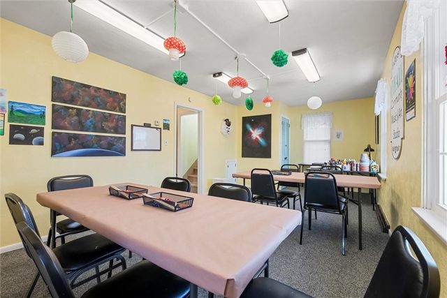 129 N Washington Street, City Of But Nw, PA 16001