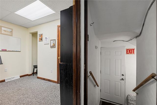 129 N Washington Street, City Of But Nw, PA 16001