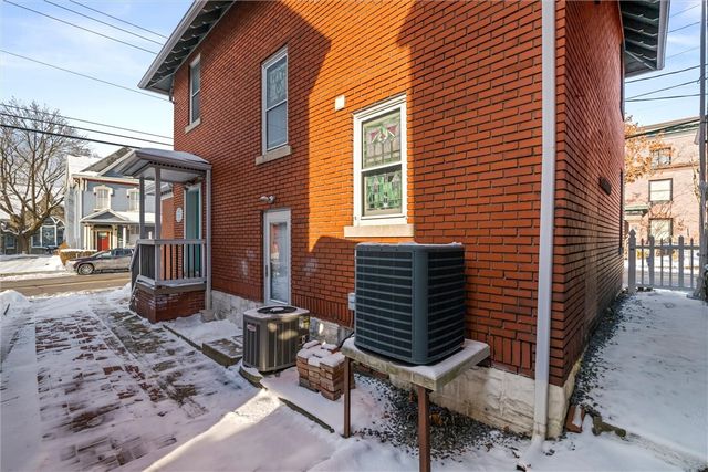 129 N Washington Street, City Of But Nw, PA 16001