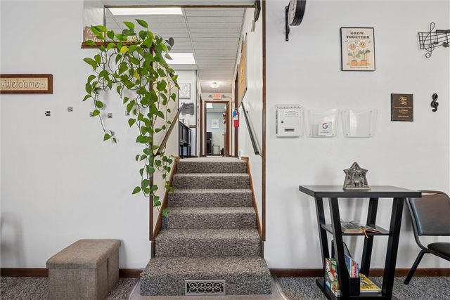 129 N Washington Street, City Of But Nw, PA 16001