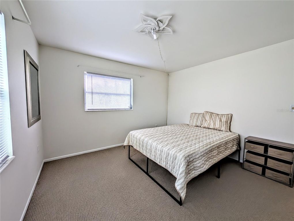 Image 14 of property listing at 5855 PALM LANE B21, Bradenton, FL 34207