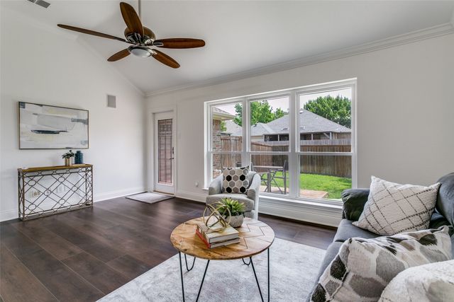 1308 Osceola Trail, Carrollton, TX 75006