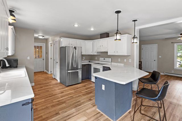 6 Ridge Berry Lane, Center Harbor, NH 03226