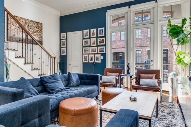 2171 Helsminster Drive, Dallas, TX 75201