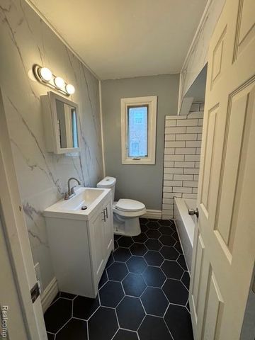 10043 Berkshire Street, Detroit, MI 48224