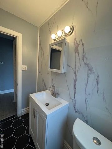 10043 Berkshire Street, Detroit, MI 48224