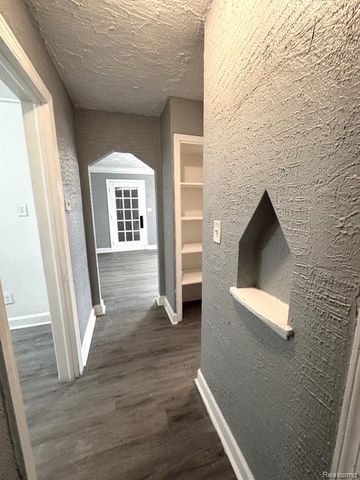 10043 Berkshire Street, Detroit, MI 48224