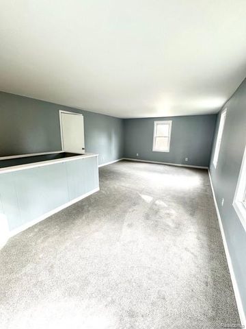 10043 Berkshire Street, Detroit, MI 48224