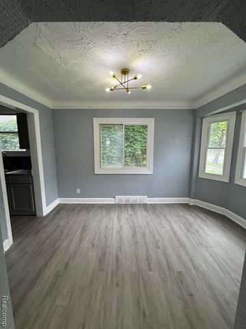 10043 Berkshire Street, Detroit, MI 48224