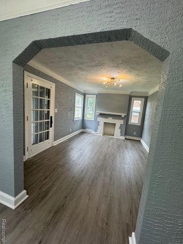 10043 Berkshire Street, Detroit, MI 48224