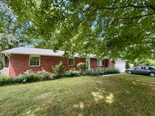 7701 Witherspoon Drive NE, Baltimore, OH 43105
