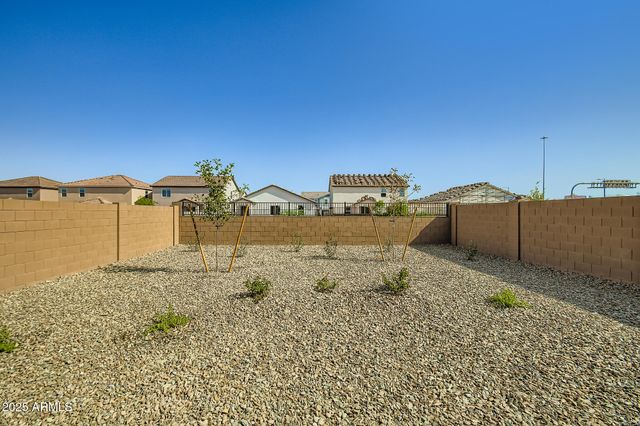 9731 W WELDON Avenue, Phoenix, AZ 85037