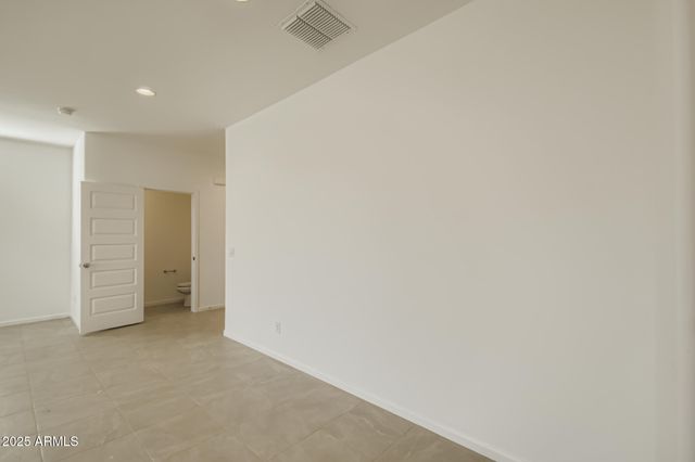 9731 W WELDON Avenue, Phoenix, AZ 85037