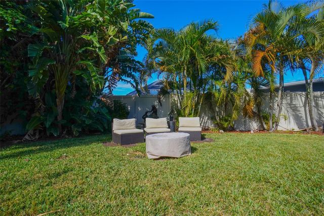 328 CARL AVENUE, Belleair, FL 33756