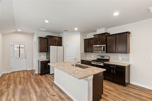 7621 Cowboy Trail, Corpus Christi, TX 78414