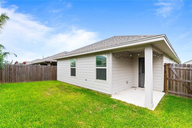 7621 Cowboy Trail, Corpus Christi, TX 78414