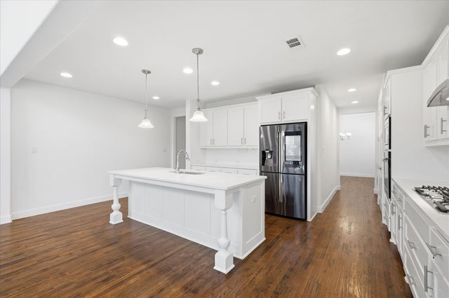 2425 Hunters Boulevard, Lewisville, TX 75056