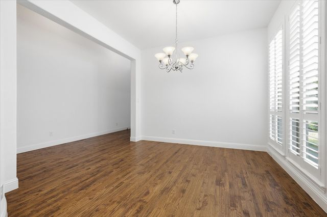 2425 Hunters Boulevard, Lewisville, TX 75056