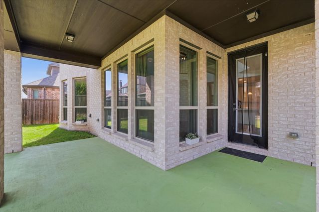 2425 Hunters Boulevard, Lewisville, TX 75056