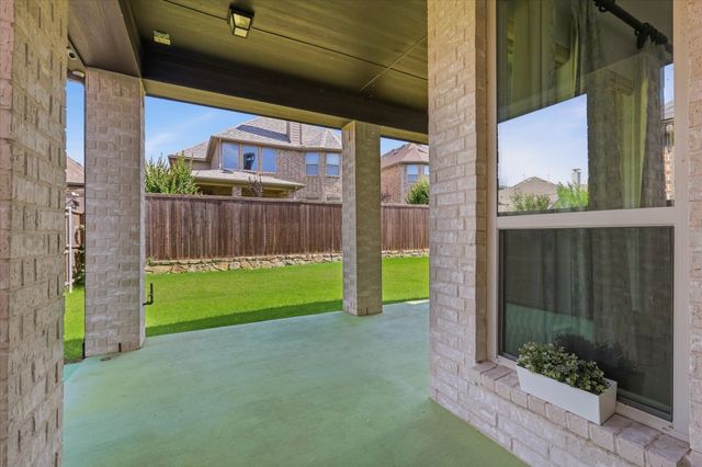 2425 Hunters Boulevard, Lewisville, TX 75056