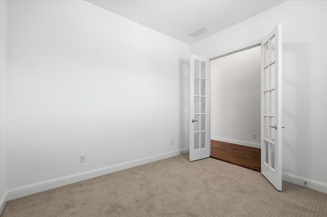 2425 Hunters Boulevard, Lewisville, TX 75056