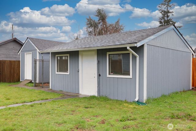 6637 S Lawrence Street, Tacoma, WA 98409