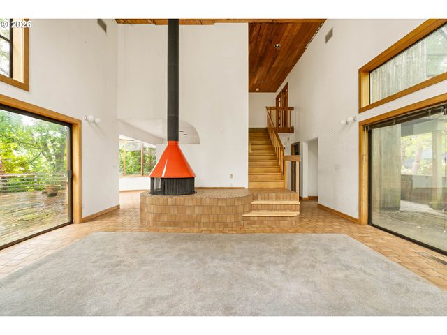 3453 Nw RALEIGH St, Portland, OR 97210