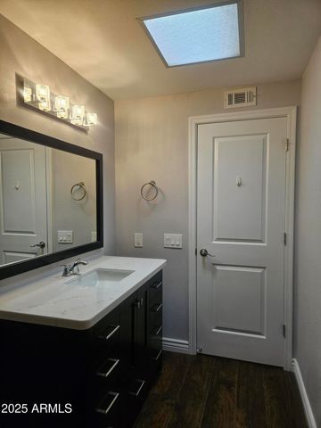 10814 W THUNDERBIRD Boulevard, Sun City, AZ 85351