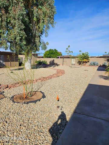 10814 W THUNDERBIRD Boulevard, Sun City, AZ 85351