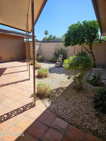 10814 W THUNDERBIRD Boulevard, Sun City, AZ 85351
