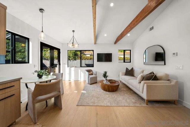 436 Bonair, La Jolla, CA 92037