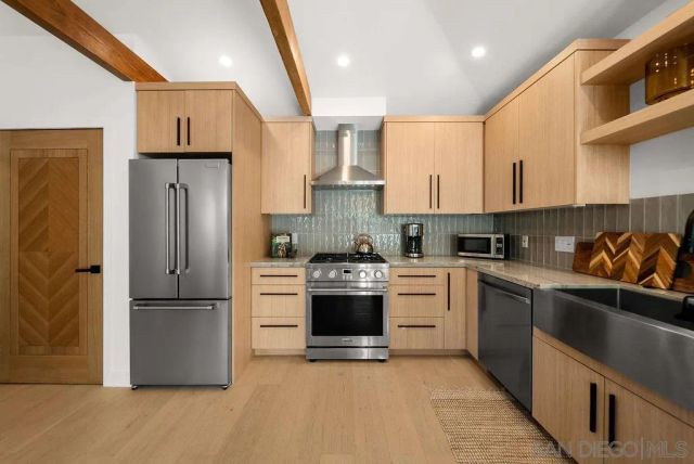 436 Bonair, La Jolla, CA 92037