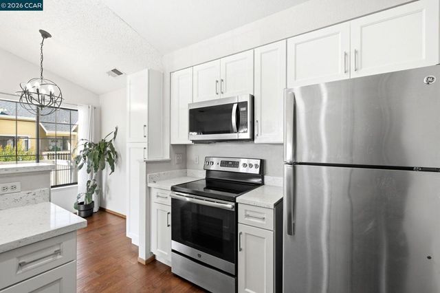 1111 Devonwood, Hercules, CA 94547