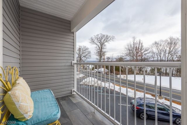 165 Lakeside Rd 6, West Milford Twp., NJ 07421