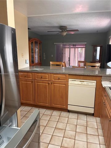 6770 SW 15th St, Miami, FL 33144