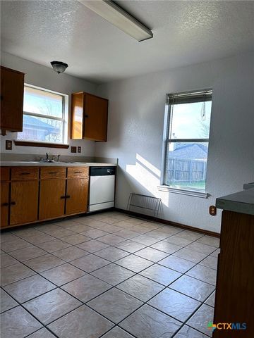 1805 Sandstone Drive, Killeen, TX 76549