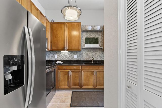 700 S HARBOUR ISLAND BOULEVARD 810, Tampa, FL 33602