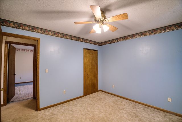 2902 MARCELLA Drive, Erie, PA 16506