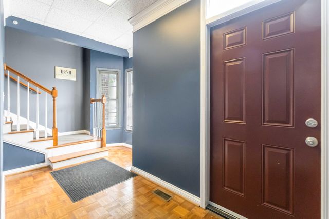 531 Darby Creek Road 48, Lexington, KY 40509