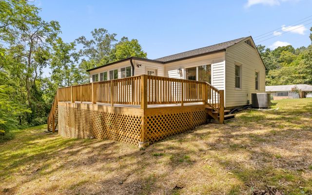 204 Waheela Drive, Chattanooga, TN 37404