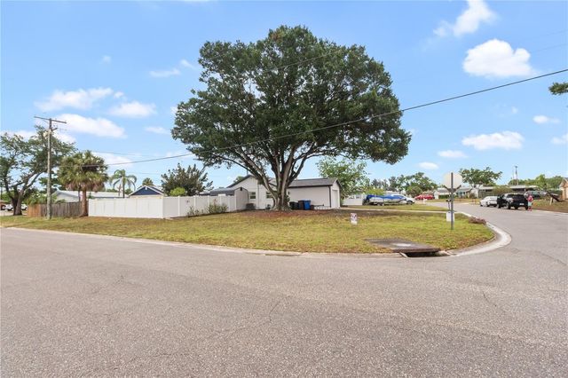 217 FRANCIS DRIVE, Apollo Beach, FL 33572