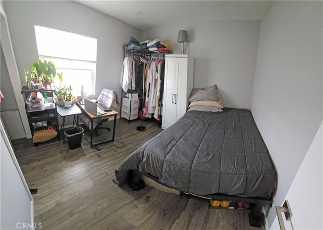 2053 Barry, Los Angeles, CA 90025