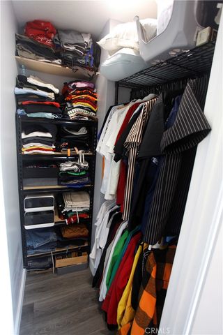 2053 Barry, Los Angeles, CA 90025