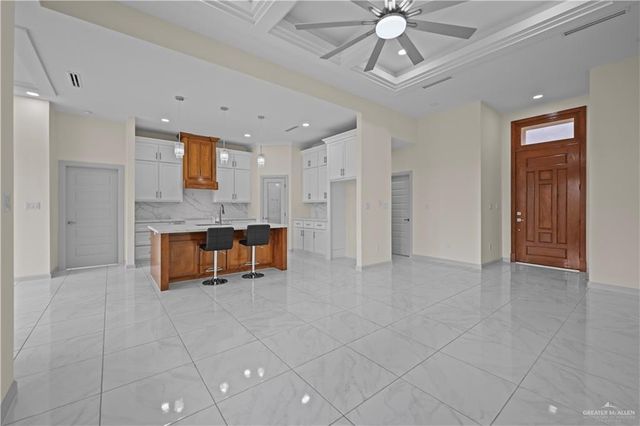 508 La Laguna Road, Mission, TX 78572