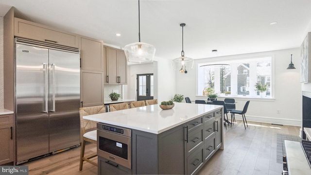 615 E MT. PLEASANT, Philadelphia, PA 19119