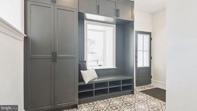 615 E MT. PLEASANT, Philadelphia, PA 19119