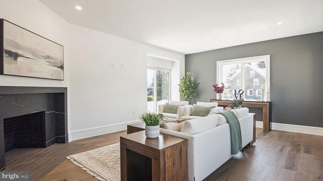 615 E MT. PLEASANT, Philadelphia, PA 19119