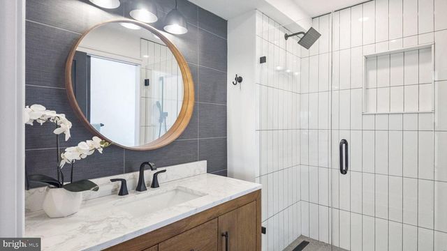 615 E MT. PLEASANT, Philadelphia, PA 19119